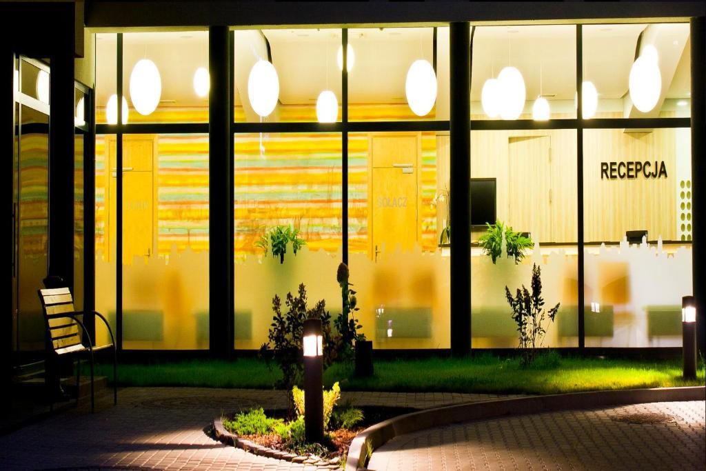 Hotel Poznanski A2 Luboń Exterior foto